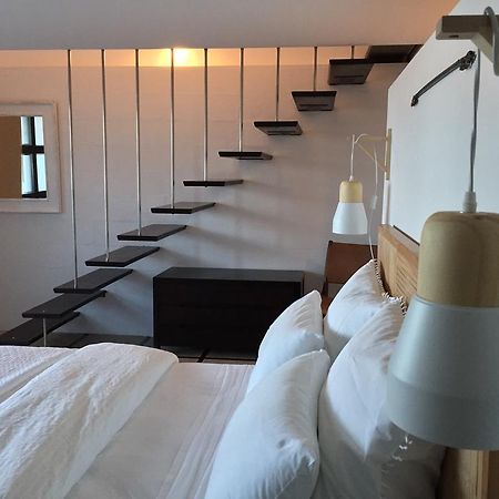 Shorebreak Studio Apartments Sapphire Beach Eksteriør bilde